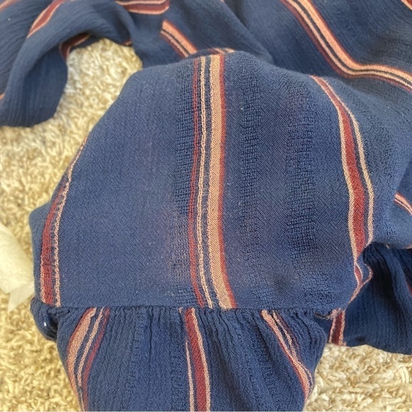 American Eagle Boho Relaxed Peasant Blouse Ruffled Navy/Rust Brown Size S - Picture 15 of 16